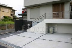 駐車場 階段手すり 土間コンクリート ライン