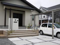 シンプル門柱 郵便ポストTOEX 口金S-1 防犯砂利敷き