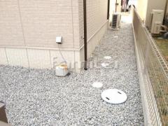 犬走り 防犯砂利敷き バラス砕石 防草シート加工