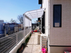 雨除け屋根 LIXILスピーネ1階