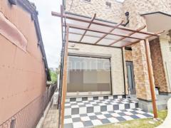 1階テラス屋根 (雨除け) YKKAP フル木製調 サザンテラス パーゴラタイプ フラット屋根 スタンダード 壁付