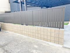 ブロック塀 (化粧ブロック) ユニソン リゲル アルミ形材 フェンス LIXIL AB TS2型 縦スリット2 目隠し
