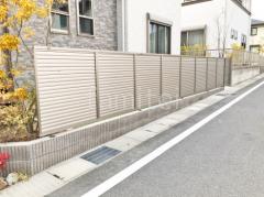 ブロック塀 (化粧ブロック) ユニソン シャモティ アルミ形材 フェンス LIXIL AB YL3型 横ルーバー3 目隠し