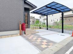 玄関アプローチ 床タイル貼り LIXIL パセオ