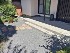 防犯砂利敷き バラス砕石 防草シート加工